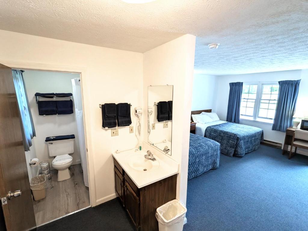 Ocean Acres Ogunquit - Double Room With Two Double Beds