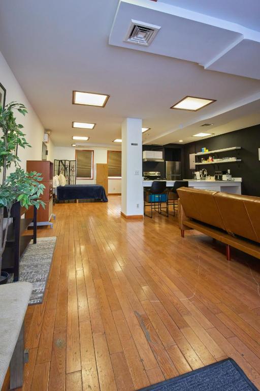 Φωτογραφία από το άλμπουμ του The Luxe Loft σε Long Island City