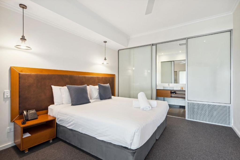 Postel nebo postele na pokoji v ubytování Seashells Mandurah