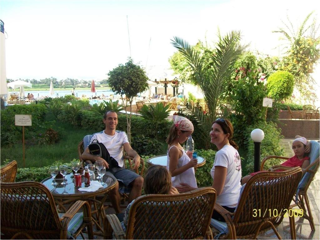 Lotus Luxor Hotel vendégei