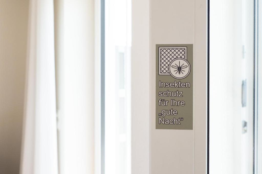 Gästehaus GN8 - Tweepersoonskamer Met Balkon