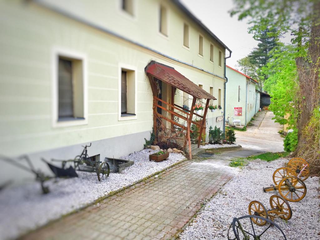 Budova, kde se hotel nachází
