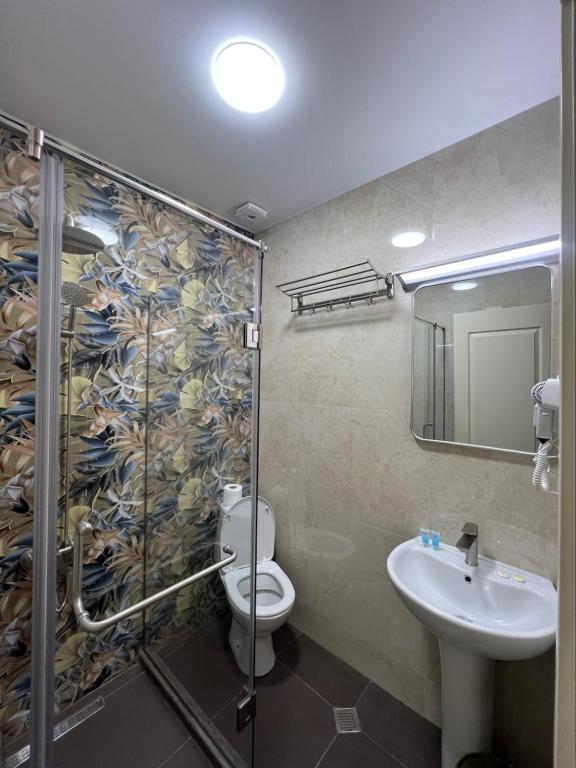 Koupelna v ubytování Albatross Luxe Hotel
