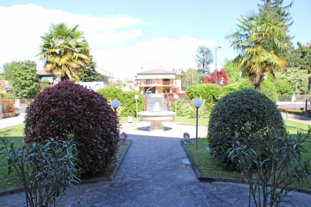 Zahrada ubytování Park Hotel Villa Leon d'Oro