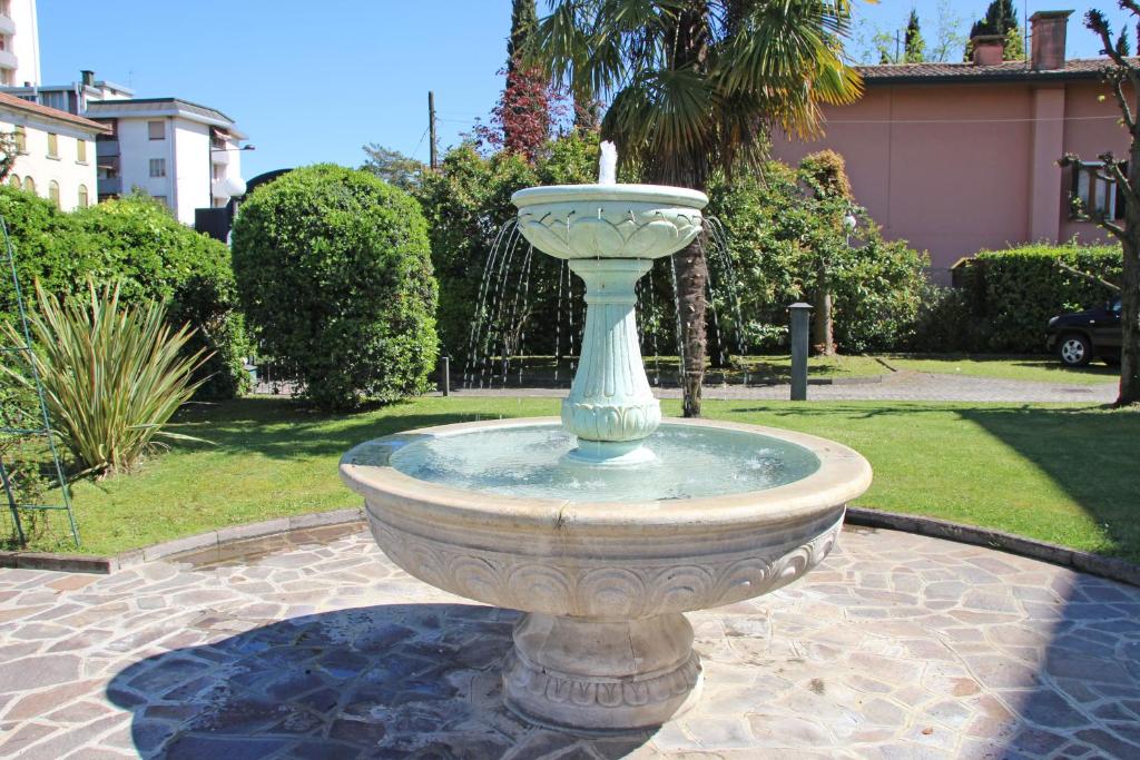 Zahrada ubytování Park Hotel Villa Leon d'Oro