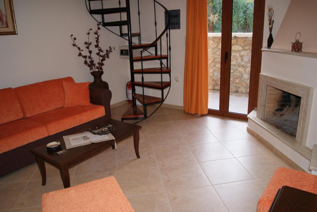 A seating area at Elia Meronas