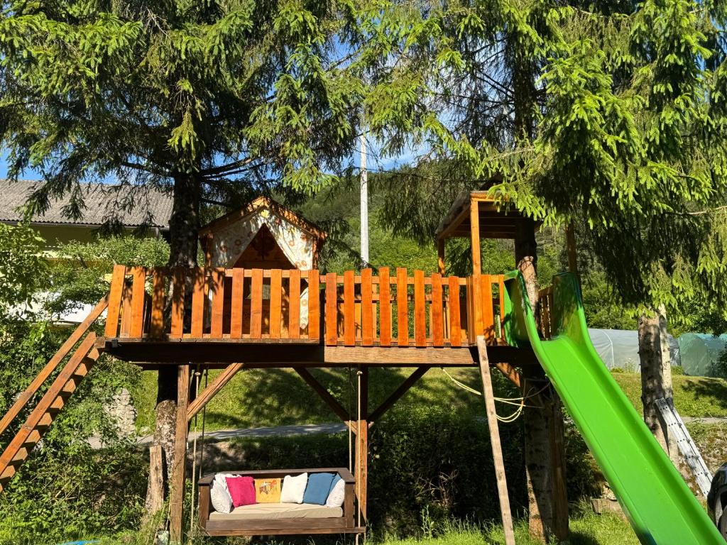 Detský kútik v ubytovaní Cinija Cottage - Family Escape in Nature Park