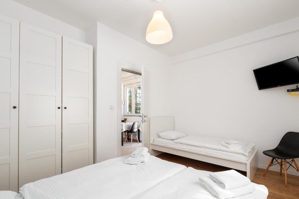 Trbović Apartments Peaceful stay with Free Parking, Pet-Friendly, and Bike Storage in Umag - 10