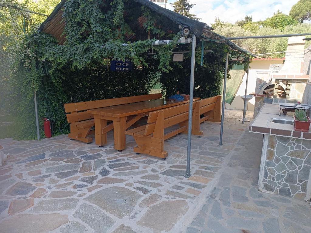 Fotografie z fotogalerie ubytování Anestis Apartments & rooms v destinaci Palaio Tsifliki