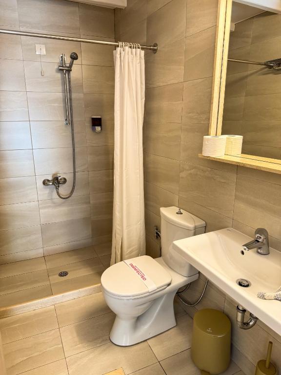 Filoxenia Apartments, Adamantas (updated prices 2025) - 8