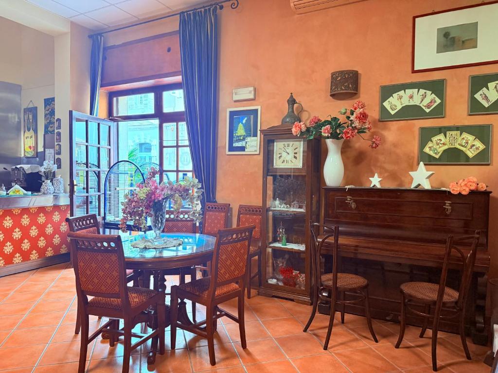 Istumisnurk majutusasutuses Hotel Archimede Ortigia