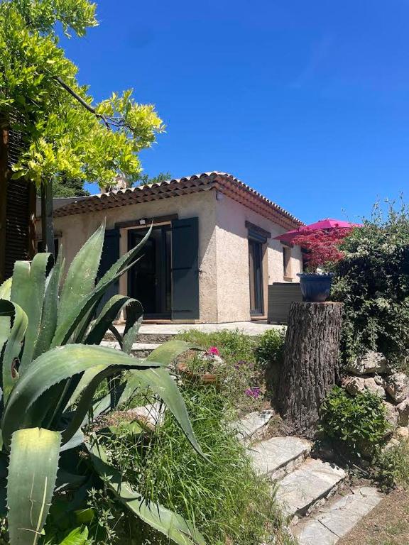 La Petite Maison des Baous