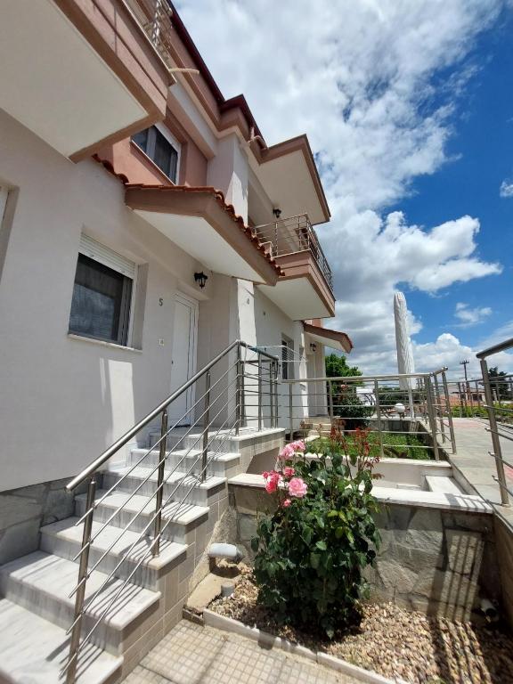 Budova, v ktorej sa apartmán nachádza
