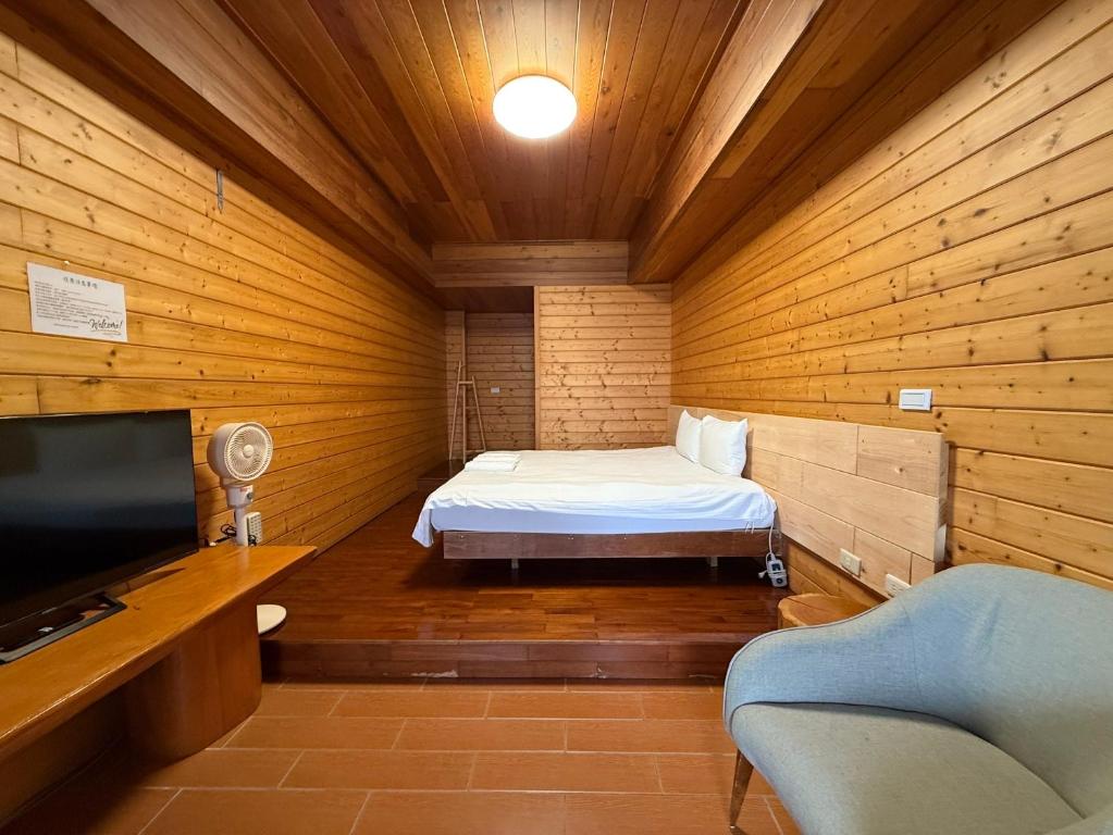 TV a/nebo společenská místnost v ubytování Dingdai Glass Villa