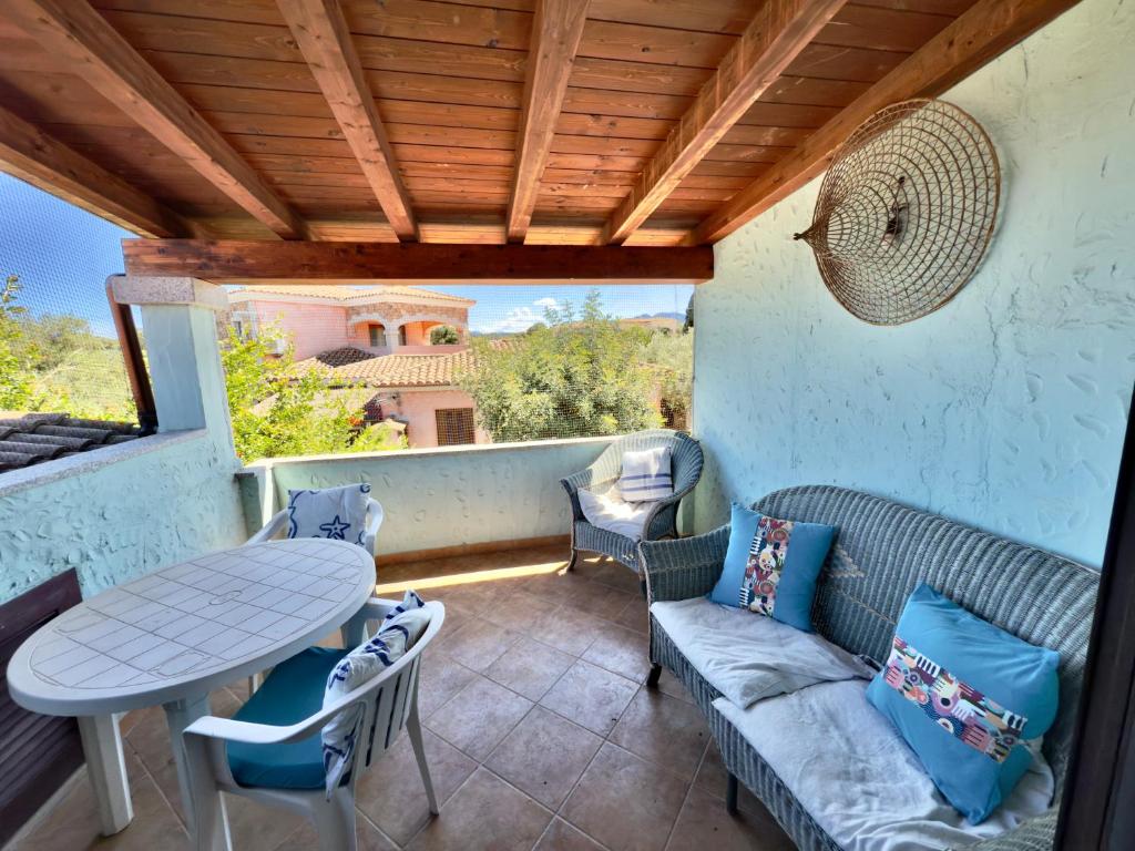 A seating area at Appartamenti San Teodoro