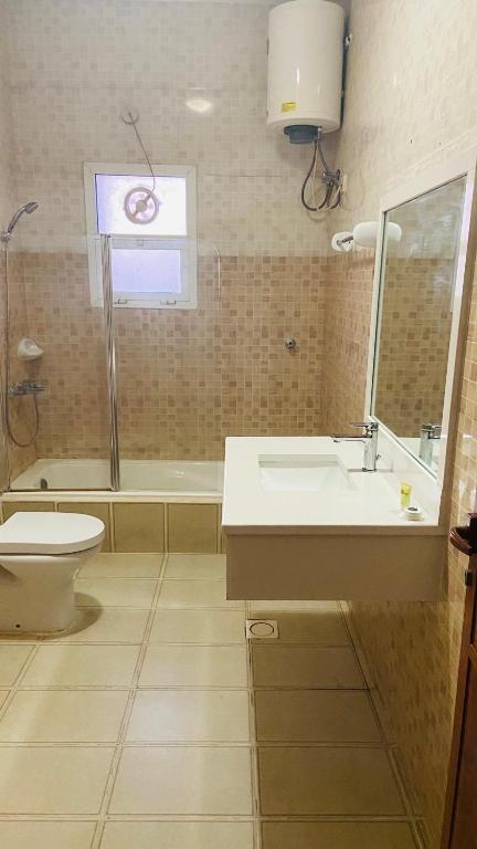 Vannituba majutusasutuses Almultaqa Hotel فندق الملتقى