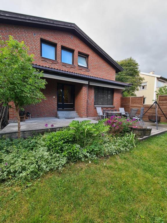 En hage utenfor DT Serene Villa - Lillestrøm