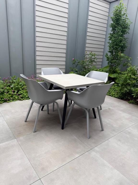 Patio nebo venkovní prostory v ubytování Haus Andersen Apartment ZWEI