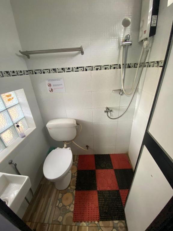 Vannituba majutusasutuses Merdeka Guest House 2