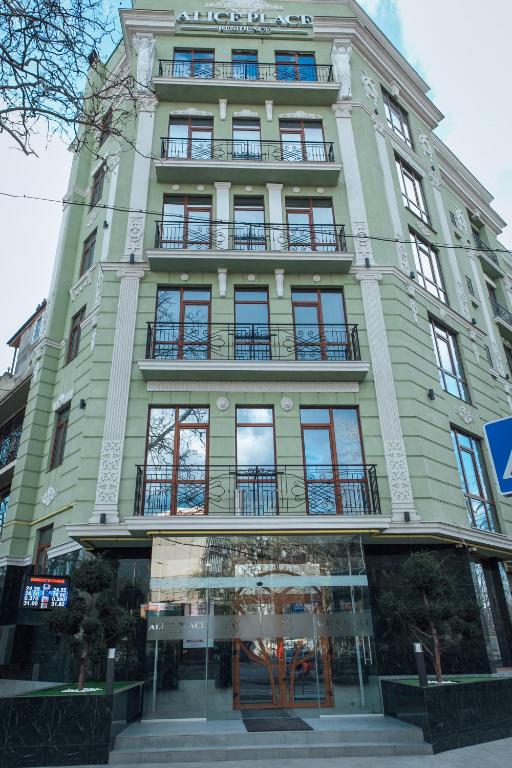 Budova, kde se hotel nachází