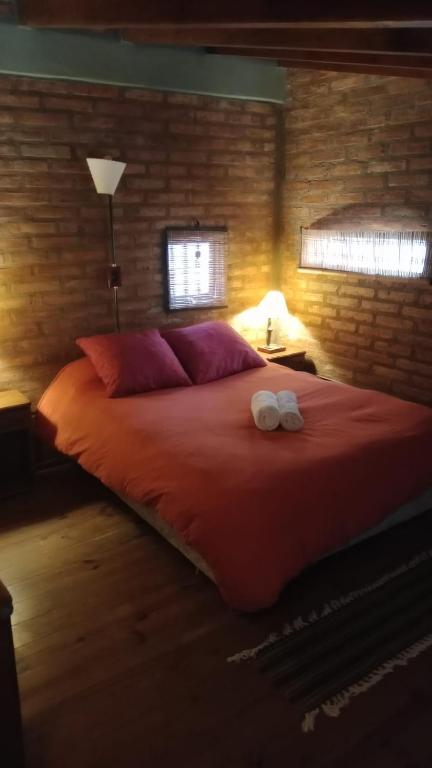 Postel nebo postele na pokoji v ubytování el refugio piramides