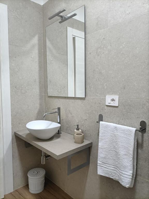 A bathroom at Passi Alterni Apartments