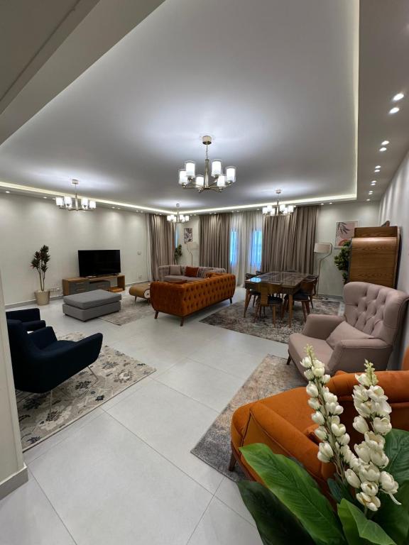Posezení v ubytování luxury apartment - شقه فاخره