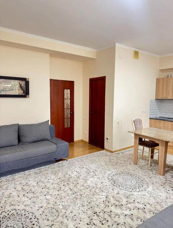 Zona d'estar a Raduga West