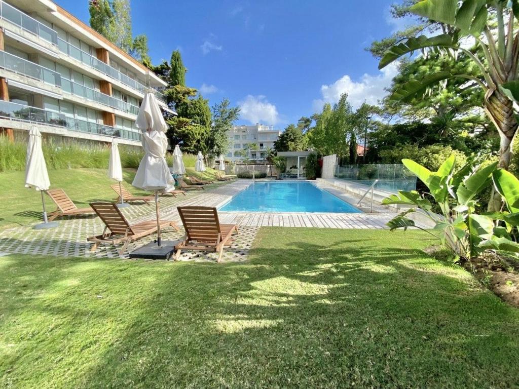 Πισίνα στο ή κοντά στο Apartamento en la Parada 18 de la Mansa - Edificio Mansa Inn I Residence