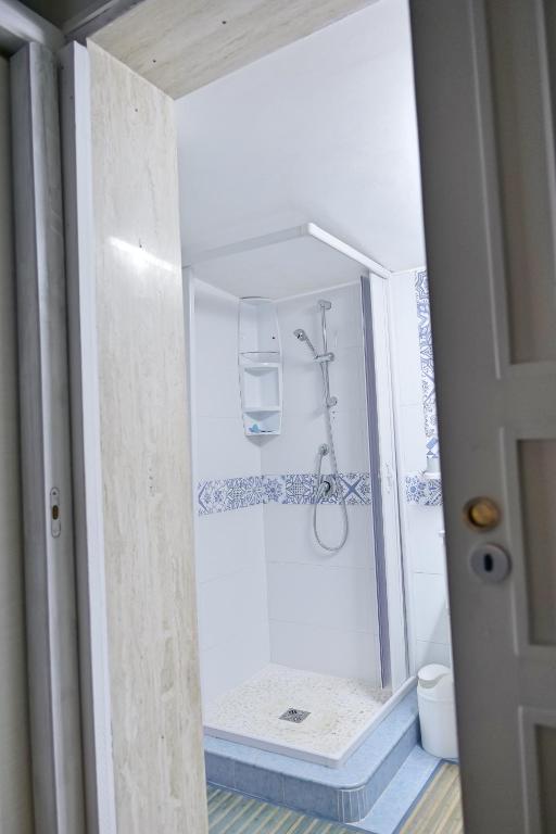 A bathroom at Depandance in Villa Gisella