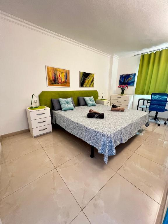 Postel nebo postele na pokoji v ubytování Аpartment 1 bedroom center of Las Americas El Dorado