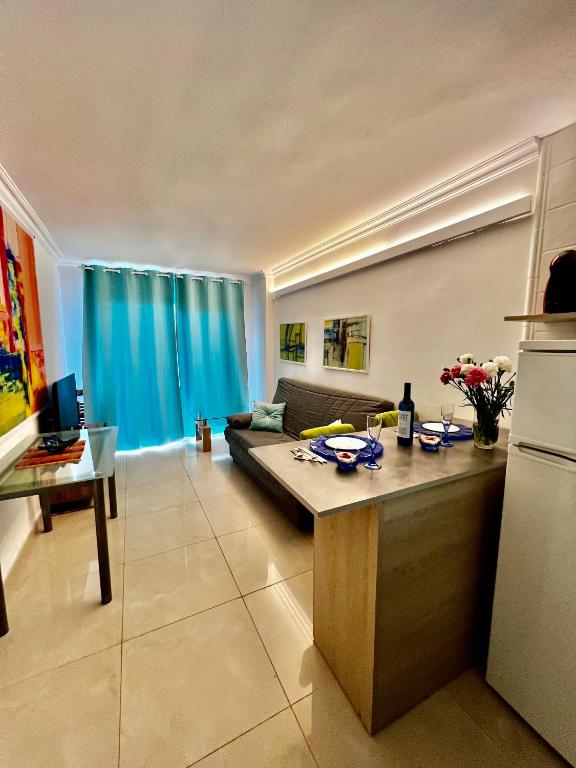 Kuchyň nebo kuchyňský kout v ubytování Аpartment 1 bedroom center of Las Americas El Dorado