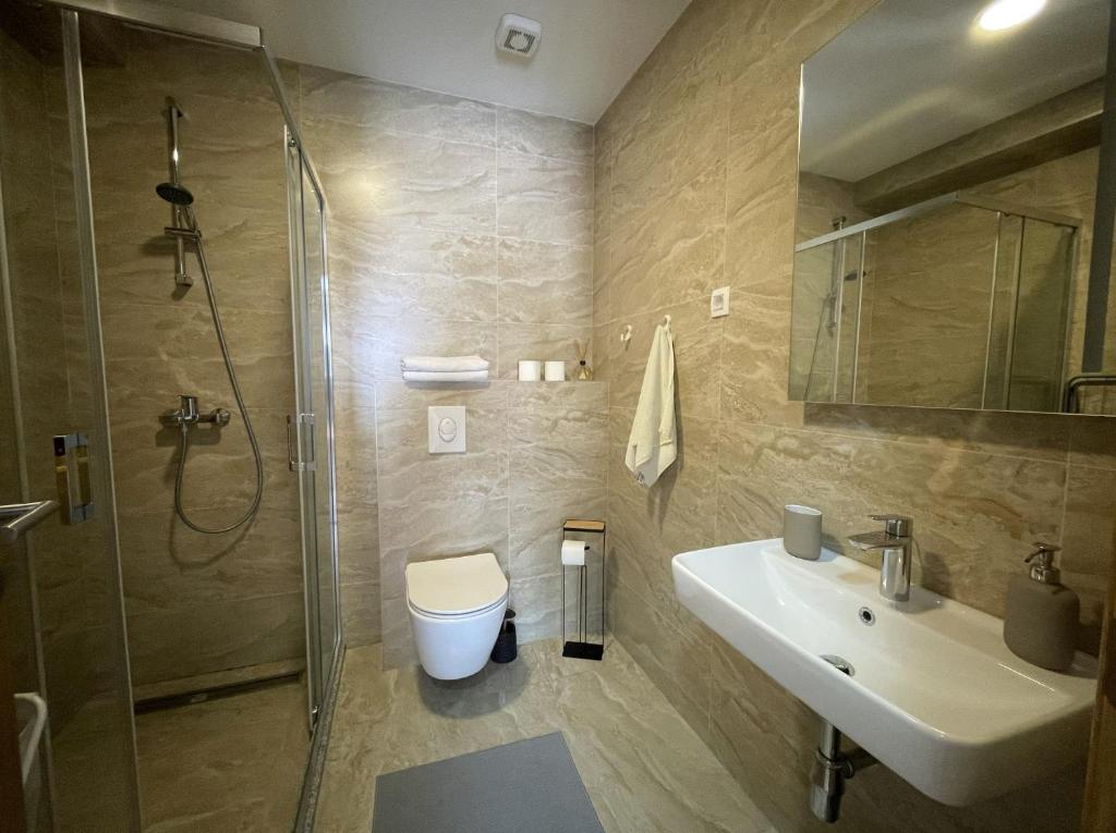 Ένα μπάνιο στο TehnomaX