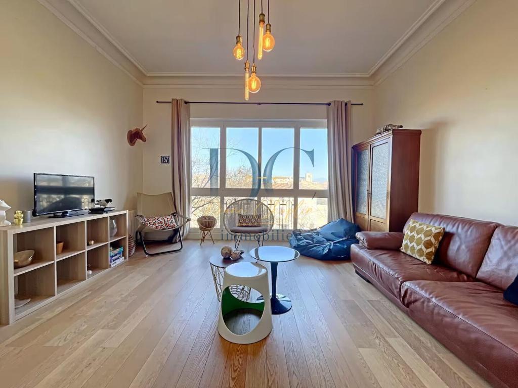 Posezení v ubytování appartement quai de l'isle