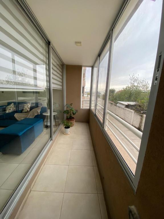 Balkón nebo terasa v ubytování Departamento 3 domitorios, a dos cuadras de Espacio Urbano, Terminal de Buses y Sodimac
