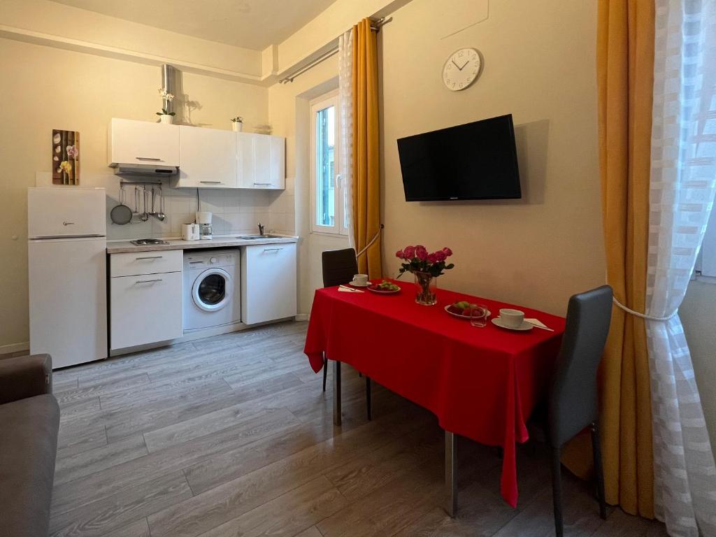 Vasari Florence Apartment - Near SMN Station