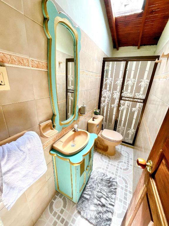 Baðherbergi á Blomst Casa Hostal