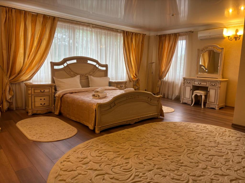 Giường trong phòng chung tại Raiax