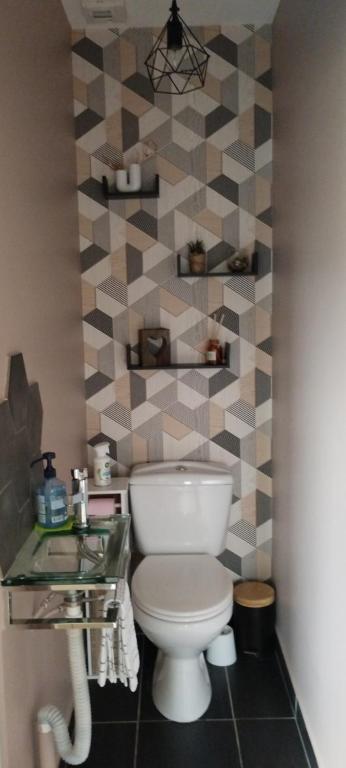 Łazienka w obiekcie Chez nous à Saint Avertin