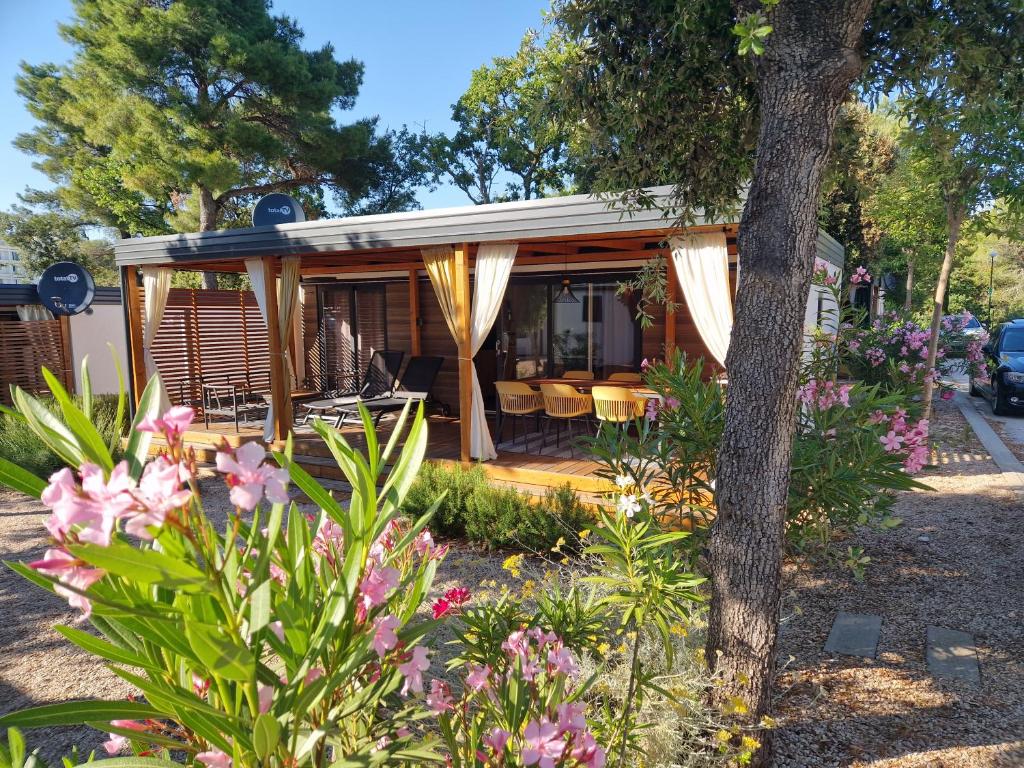 Mobile Home Limona