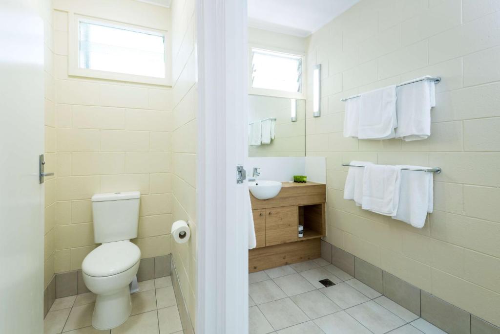 Nightcap at Edge Hill Tavern - Resim 35