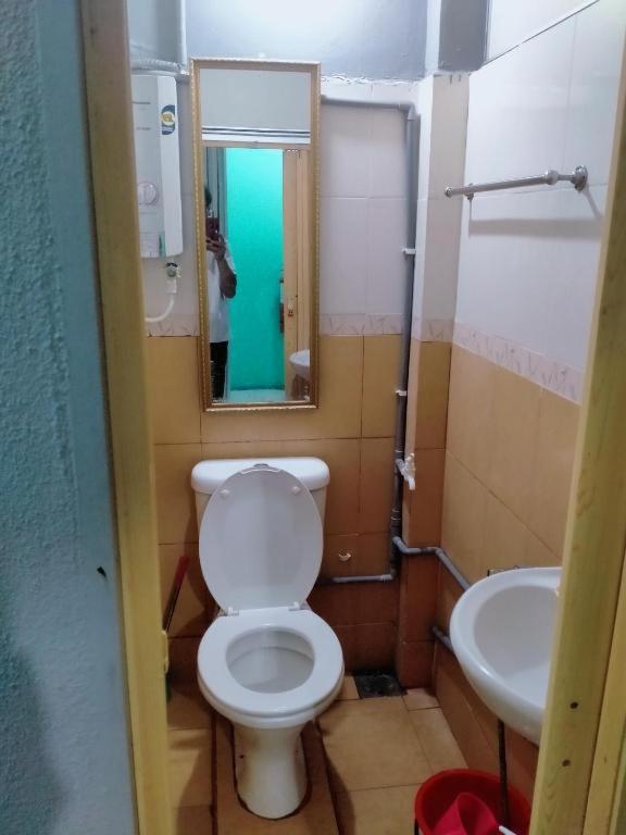 Koupelna v ubytování Hotel Bajet DNOOR Kota Bharu
