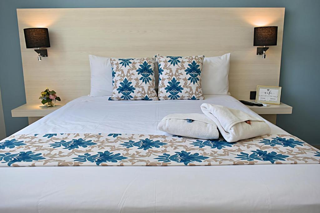 Postel nebo postele na pokoji v ubytování G - Céntrico Loft Privado - Alegría Housing