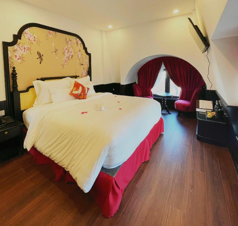 The ORCHID PREMIUM Hotel - 12