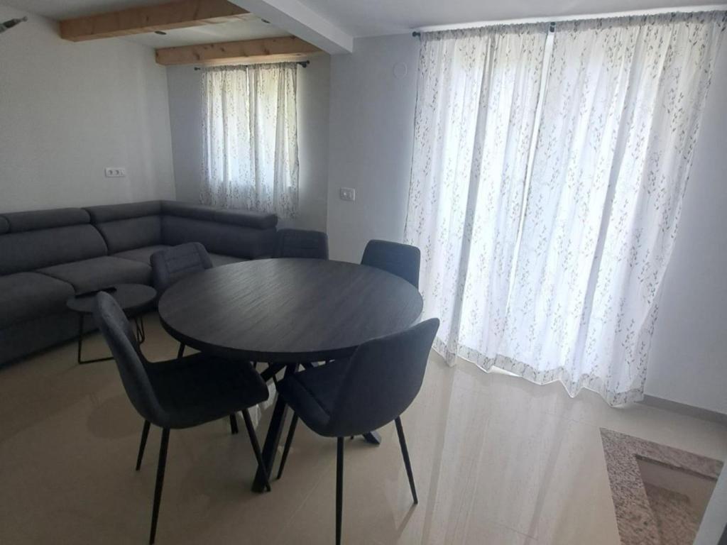 Elegant Brsec Apartments With Sea View Two Bedroom Apartment With Photo Inspiration