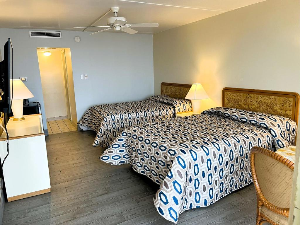 Landmark Motel - 