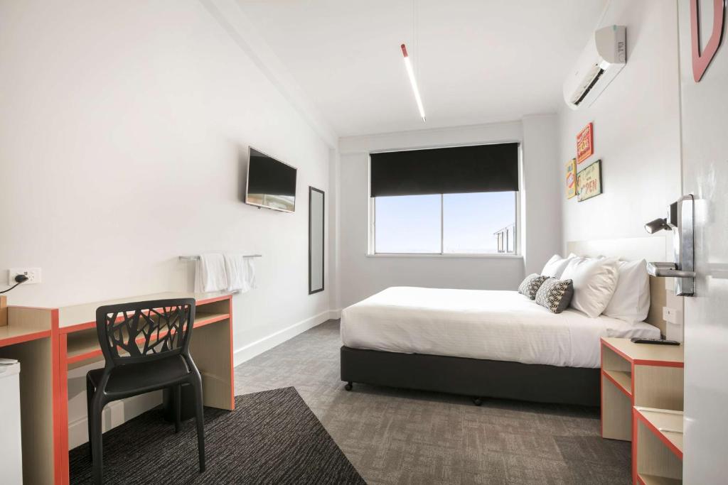 Nightcap at Camp Hill Hotel - Resim 37