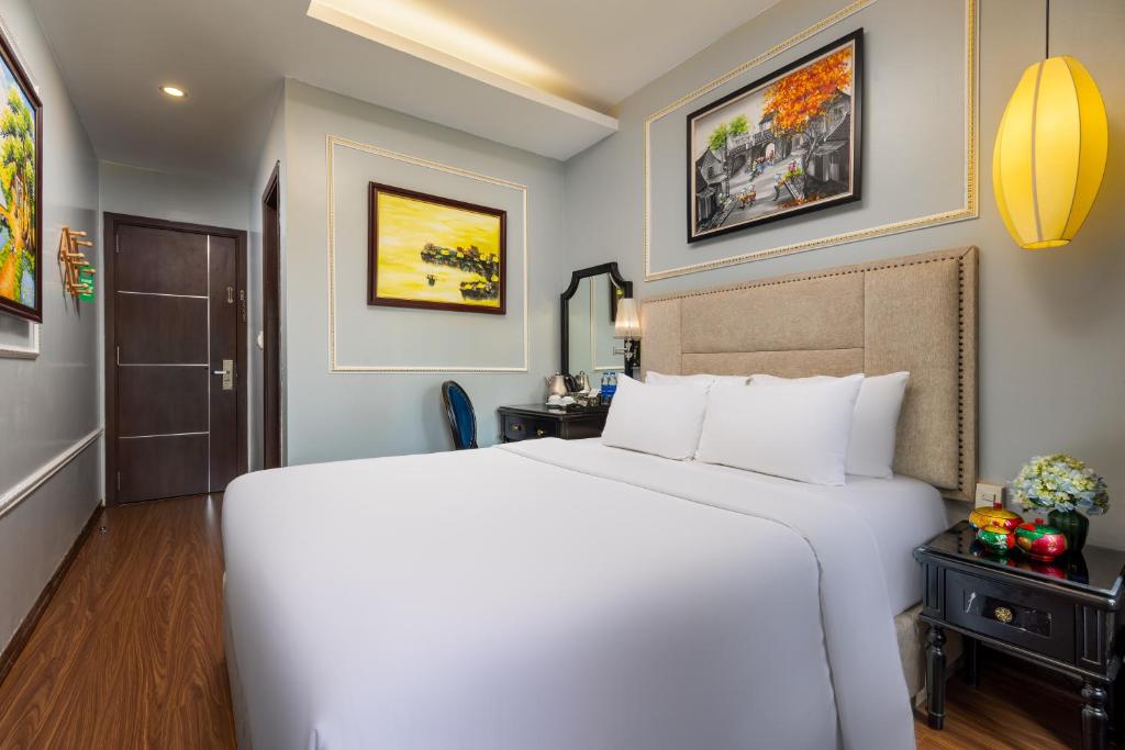 Golden Amour Hotel - 11