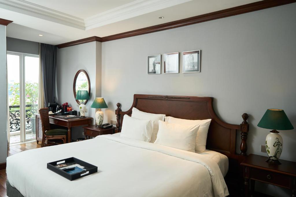 Suite Junior Nhìn Ra Hồ Nước