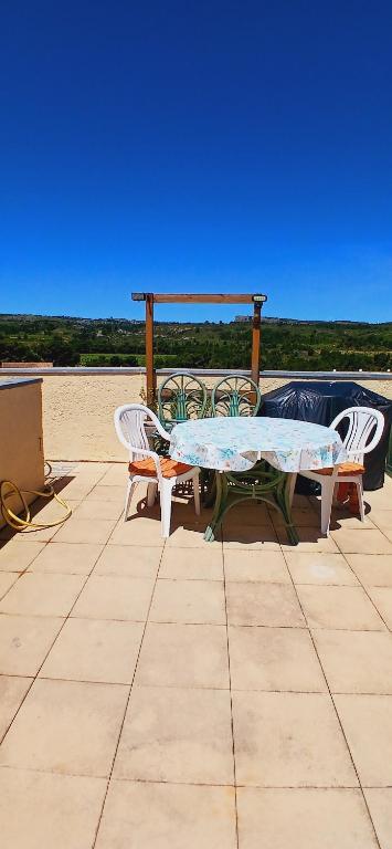 Balcon ou terrasse dans l'établissement Guest House Yemanja